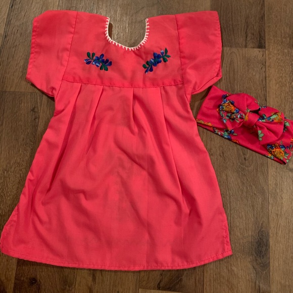 Mexican outfit - Picture 3 of 4